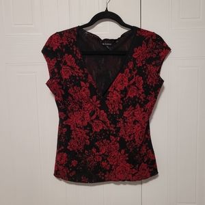 Floral red vneck blouse